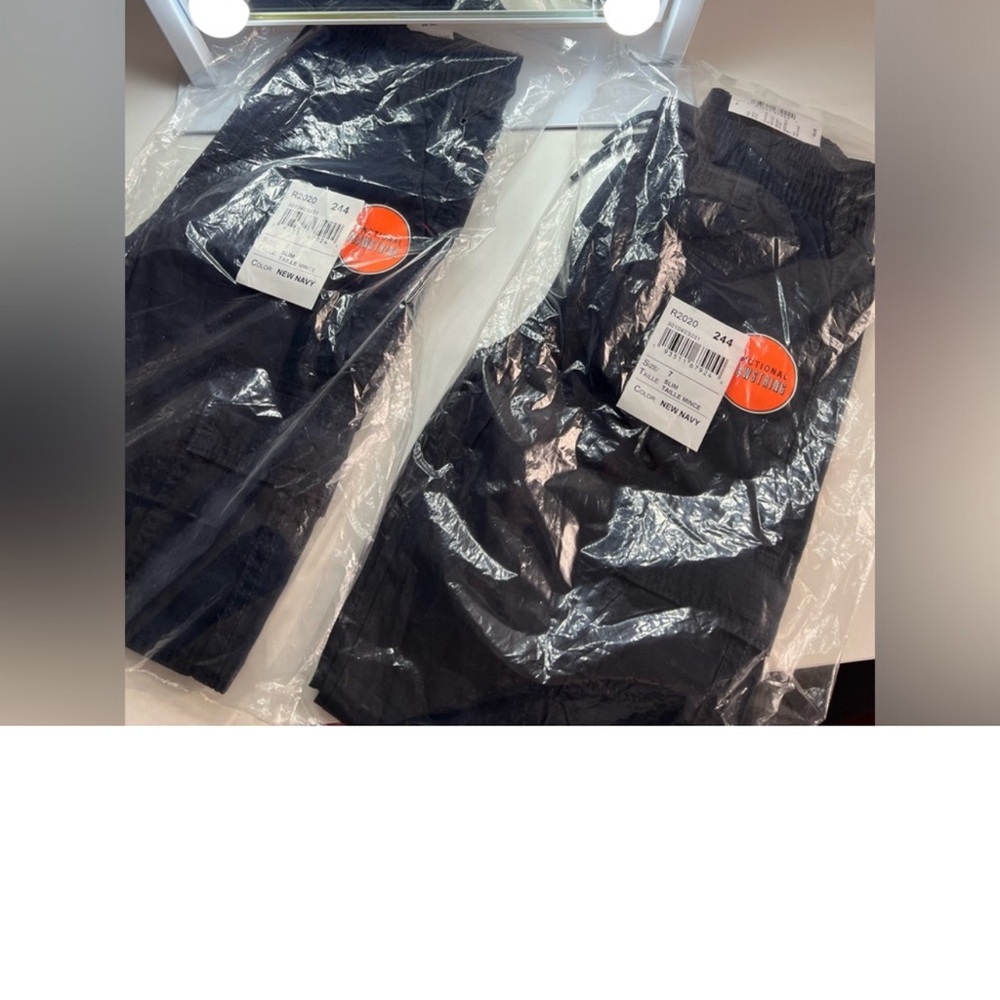 New 2navy uniform pants size 7slim